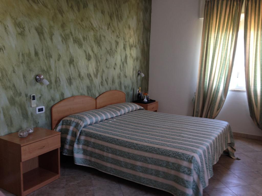 Hotel Belvedere LMP חדר תמונה